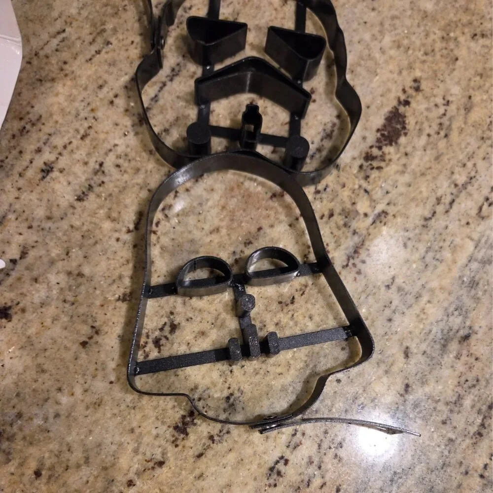 William Sonoma Star Wars Pancake Mold Set of 3 Yoda Darth Vader Stormtrooper